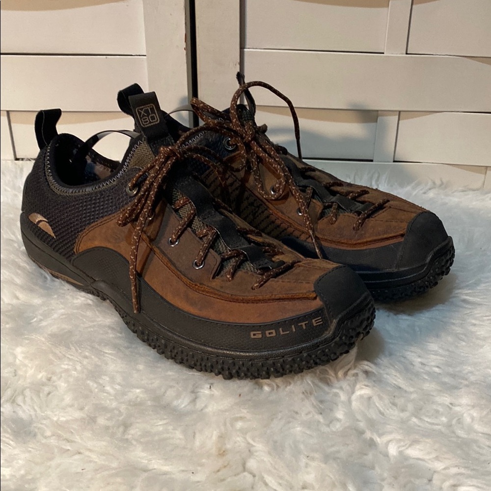 Go lite Men's Brown and Black Hiking Shoes